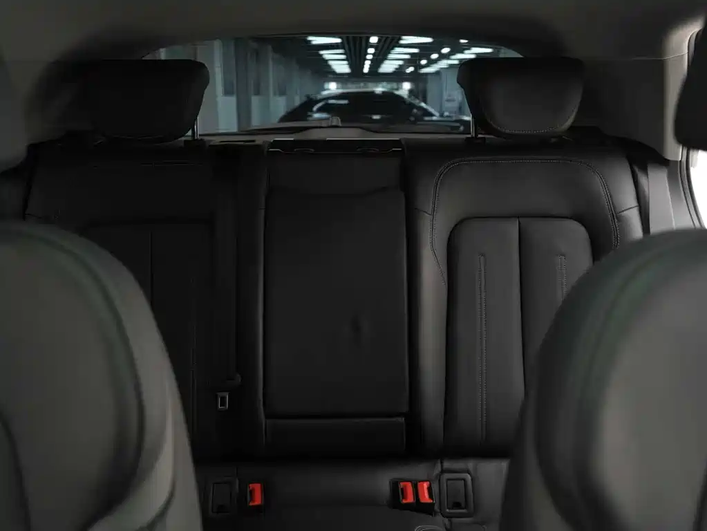 Фото машины 24