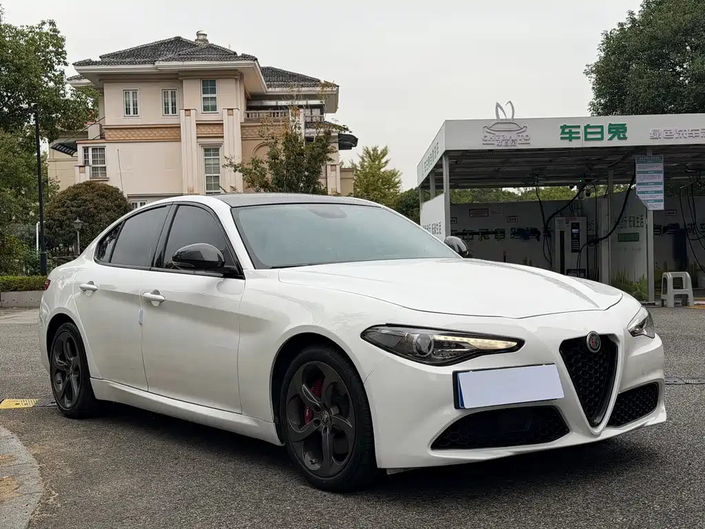 Giulia Juliet 2020 2.0T 280HP Phantom of the Dark Night Limited Edition