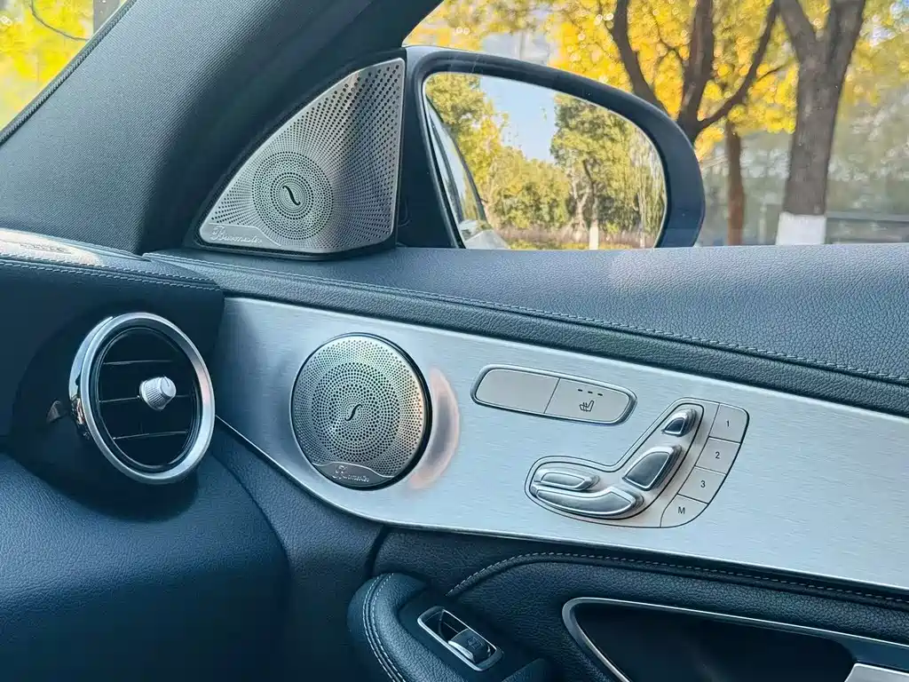 Фото машины 24