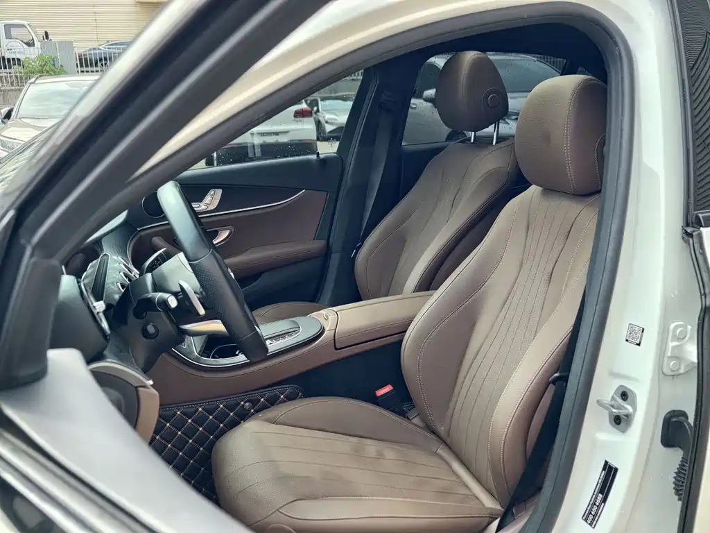 Фото машины 24