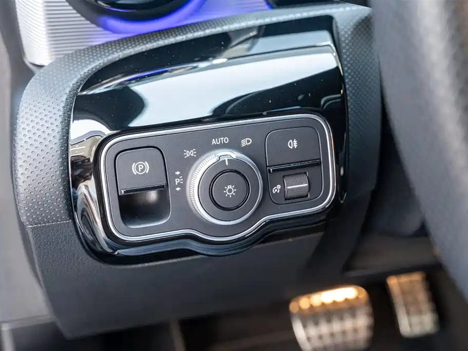 Mercedes-Benz A-class AMG 2023 AMG A 35 L 4MATIC