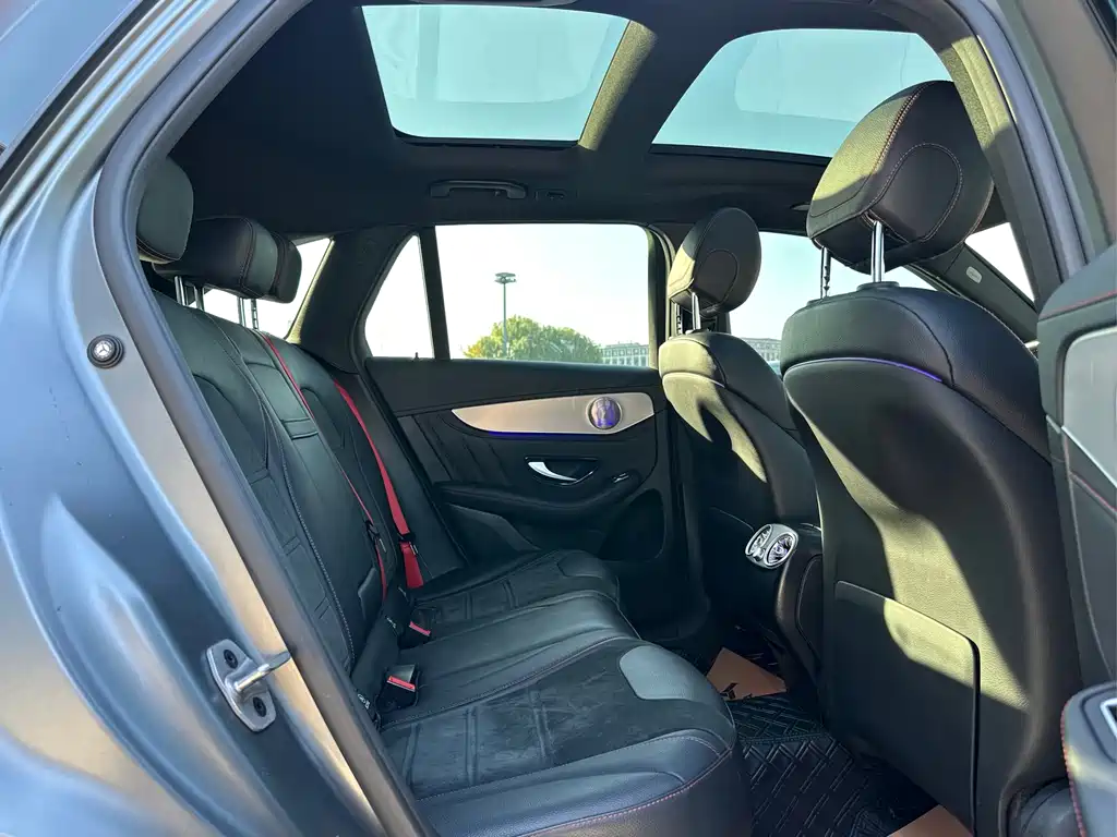 Mercedes-Benz GLC AMG 2022 AMG GLC 43 4MATIC