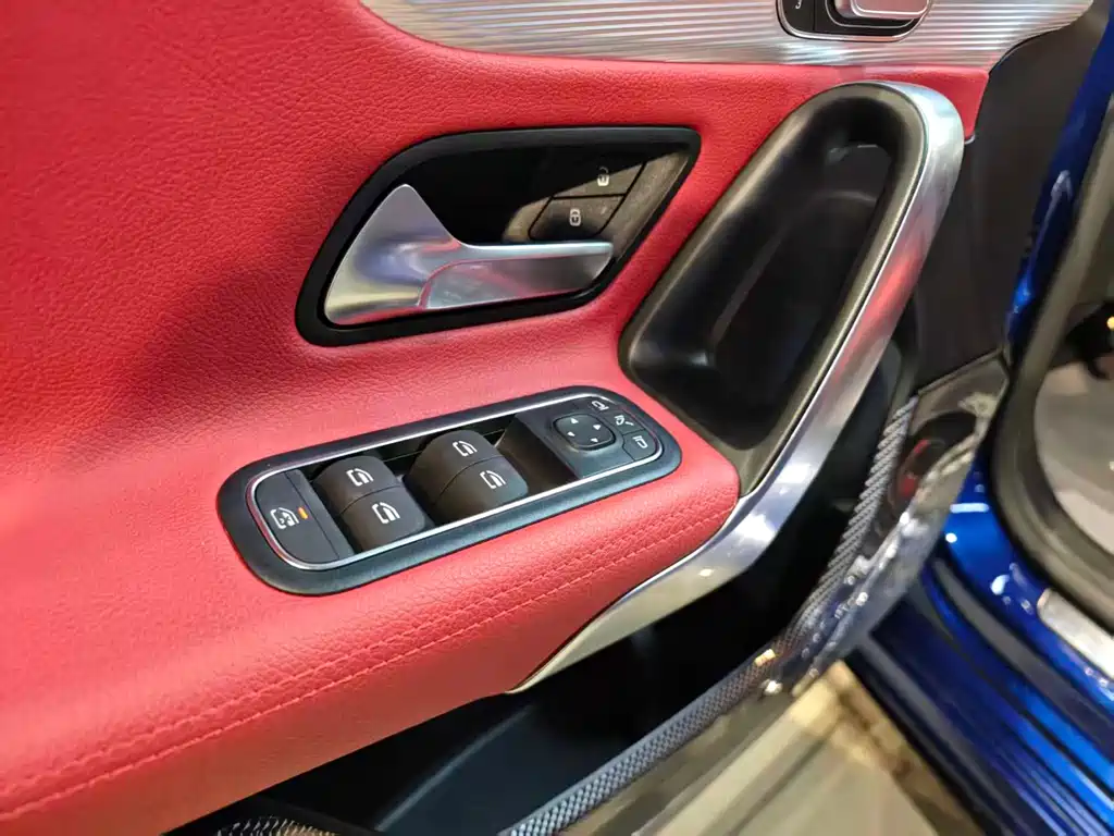 Фото машины 36