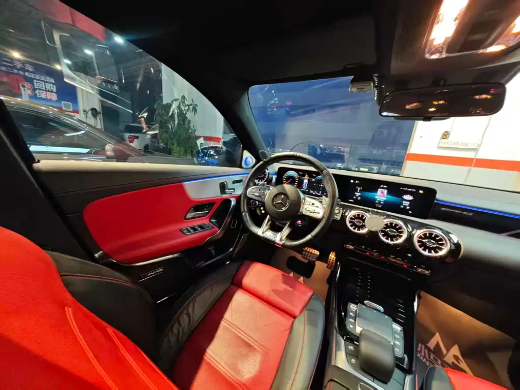 Mercedes-Benz A-class AMG 2022 AMG A 35 L 4MATIC