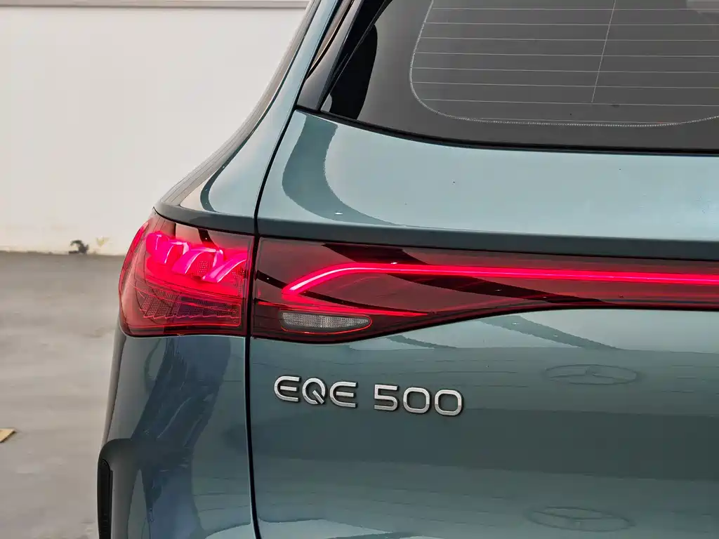 Mercedes-Benz EQE SUV 2024 500 4MATIC Deluxe Edition