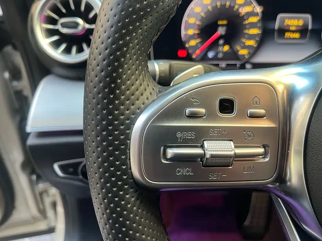 Фото машины 24