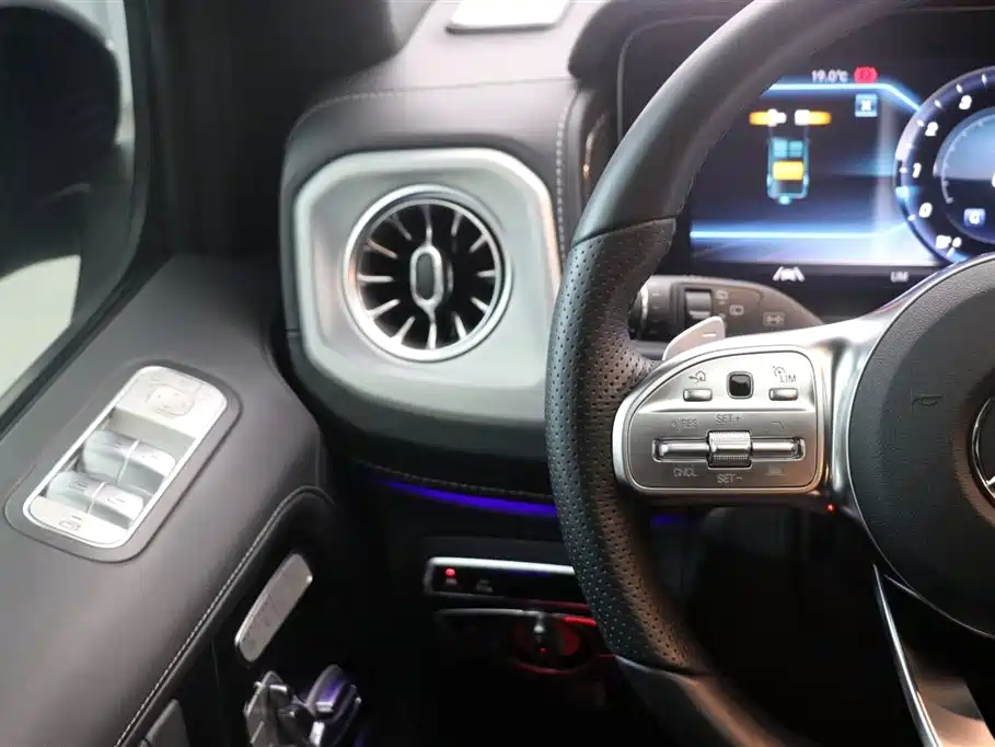 Фото машины 28