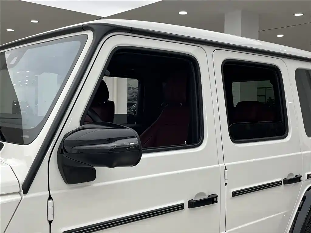 Фото машины 24