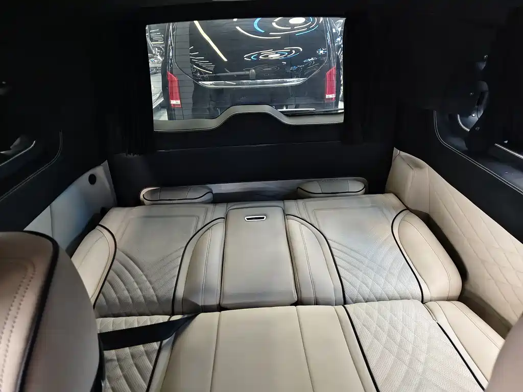 Vito 2021 2.0T Elite Edition 7 Seats