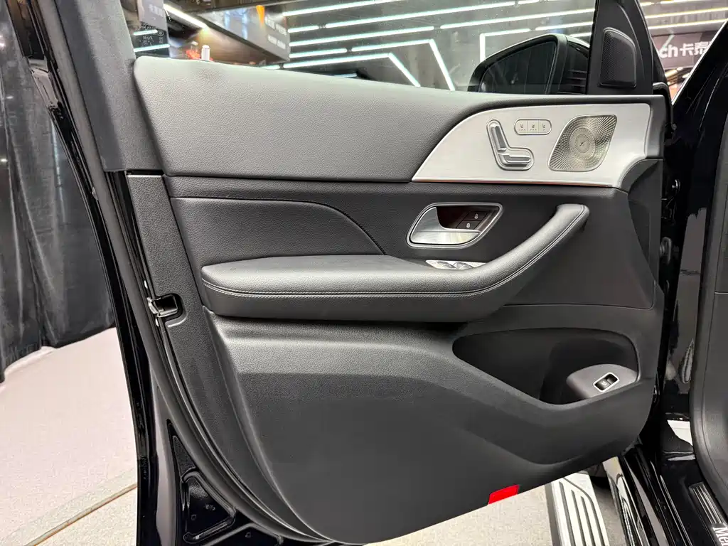 Фото машины 23