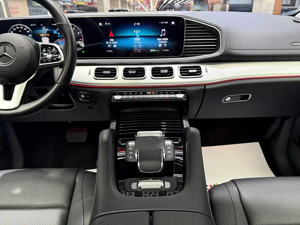 Фото машины 24