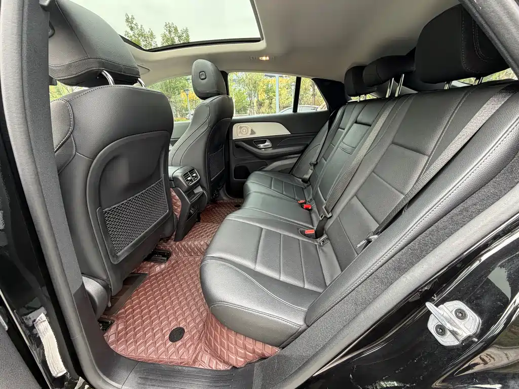 Mercedes-Benz GLE Coupe 2022 GLE 350 4MATIC coupe SUV fashion type