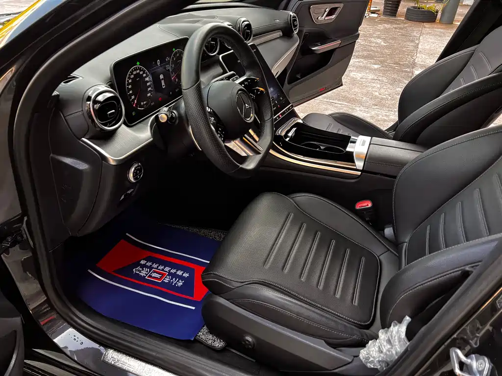 Фото машины 30