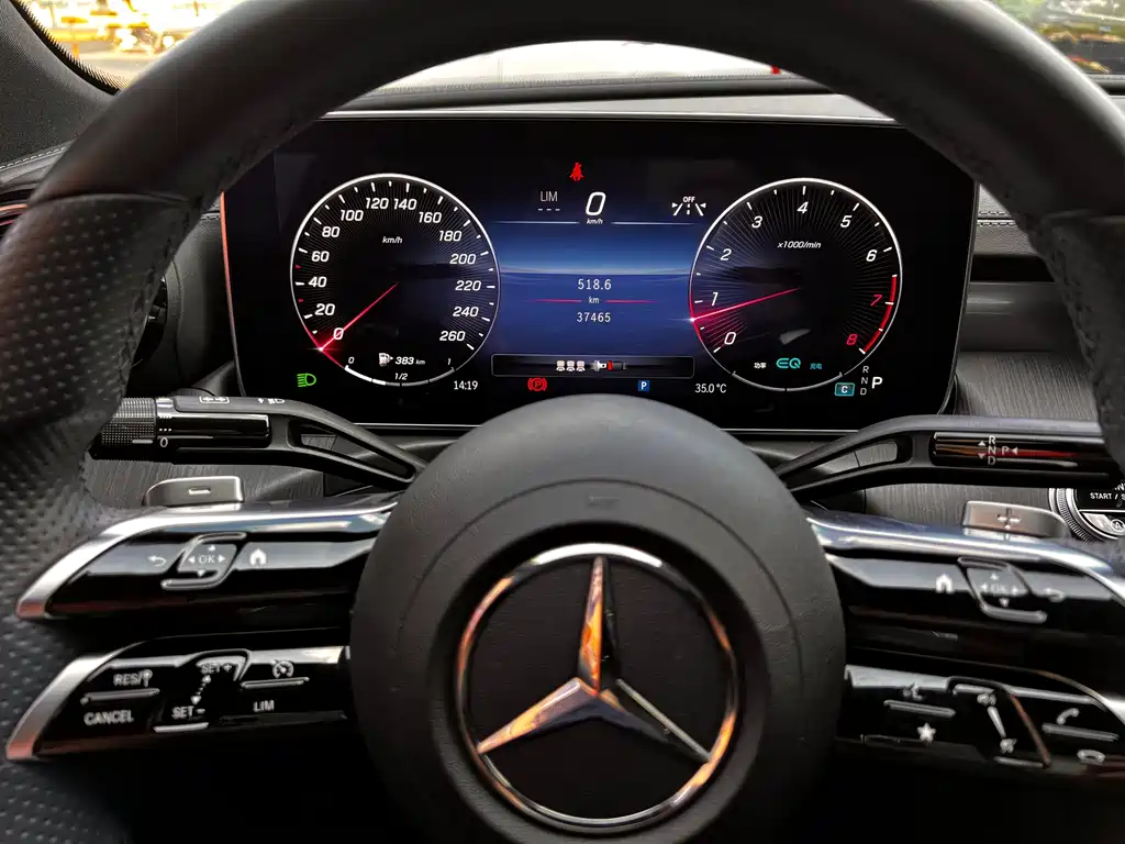 Фото машины 23