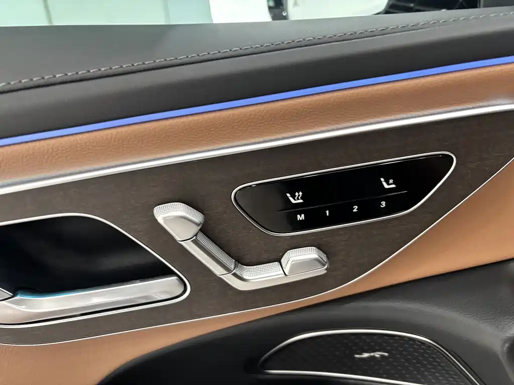 Mercedes-Benz E-class 2024 E 300 L fashion type