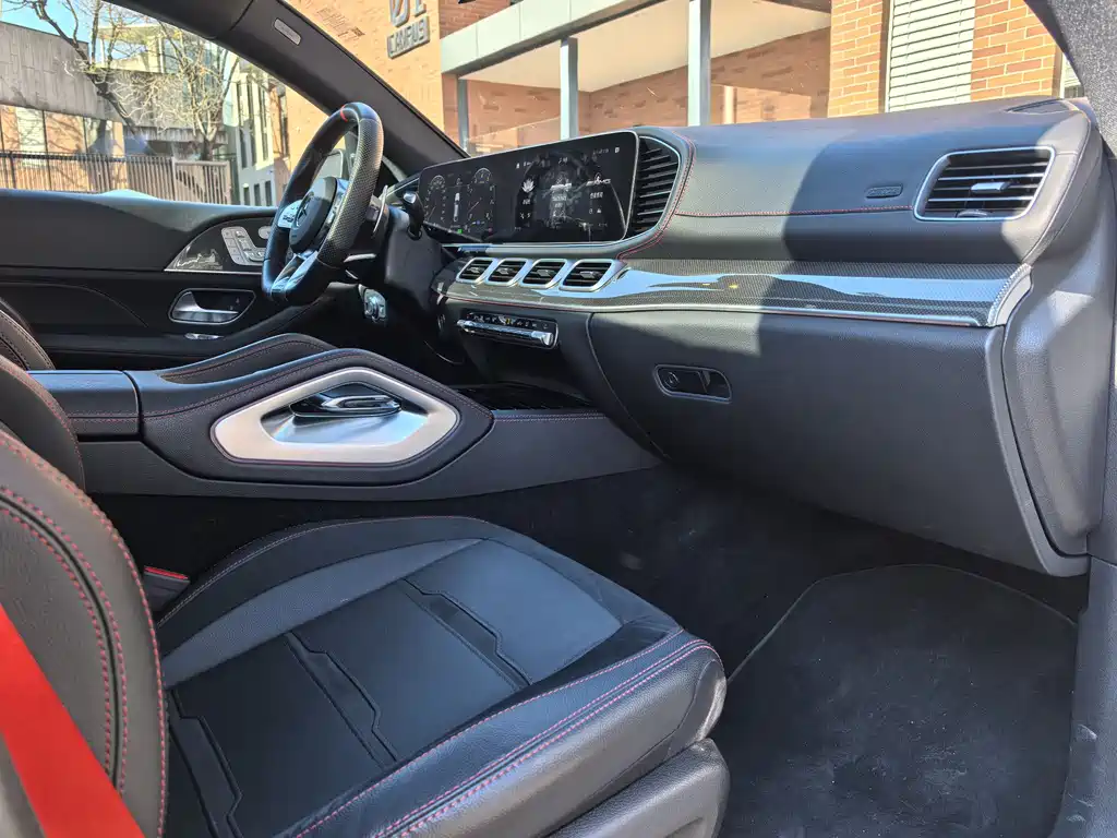 Фото машины 24