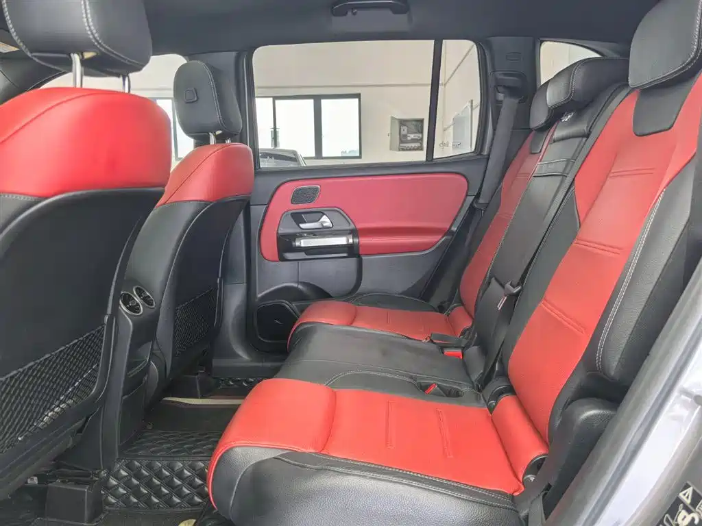 Mercedes-Benz GLB AMG 2021 AMG GLB 35 4MATIC