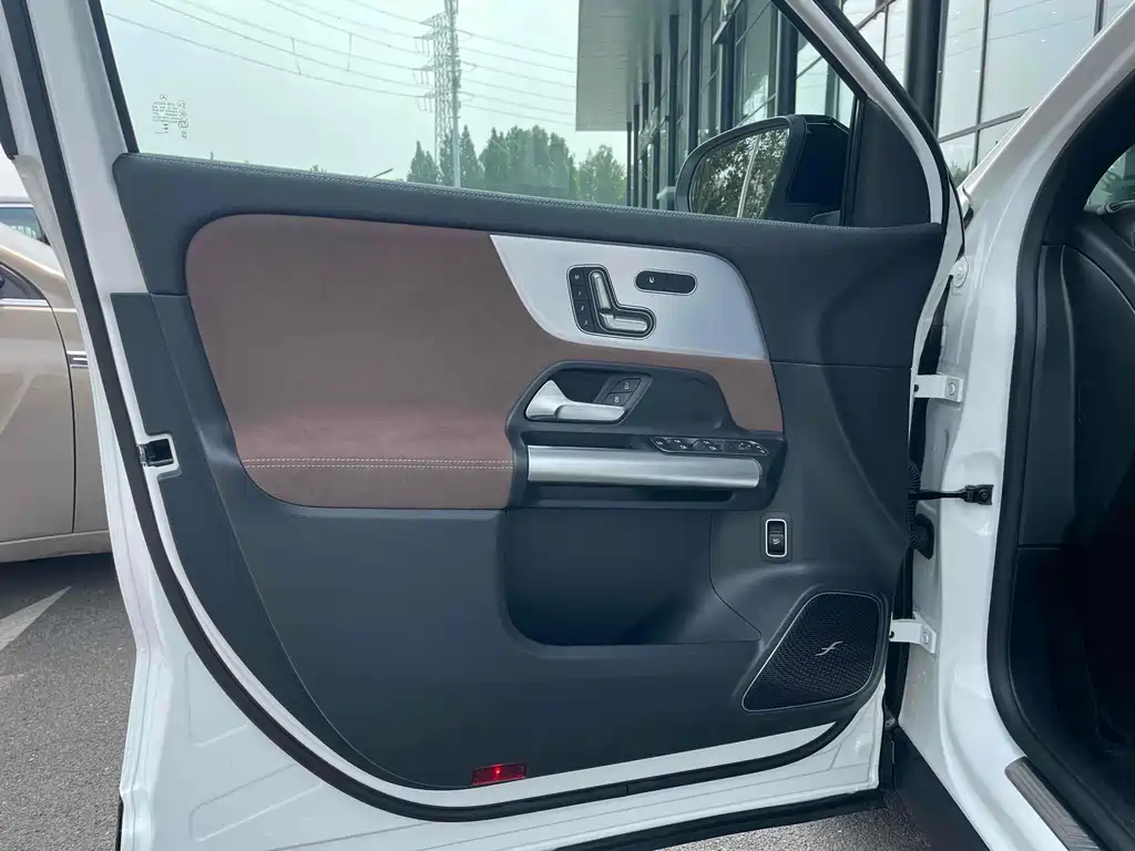 Mercedes-Benz GLA AMG 2024 AMG GLA 35 4MATIC