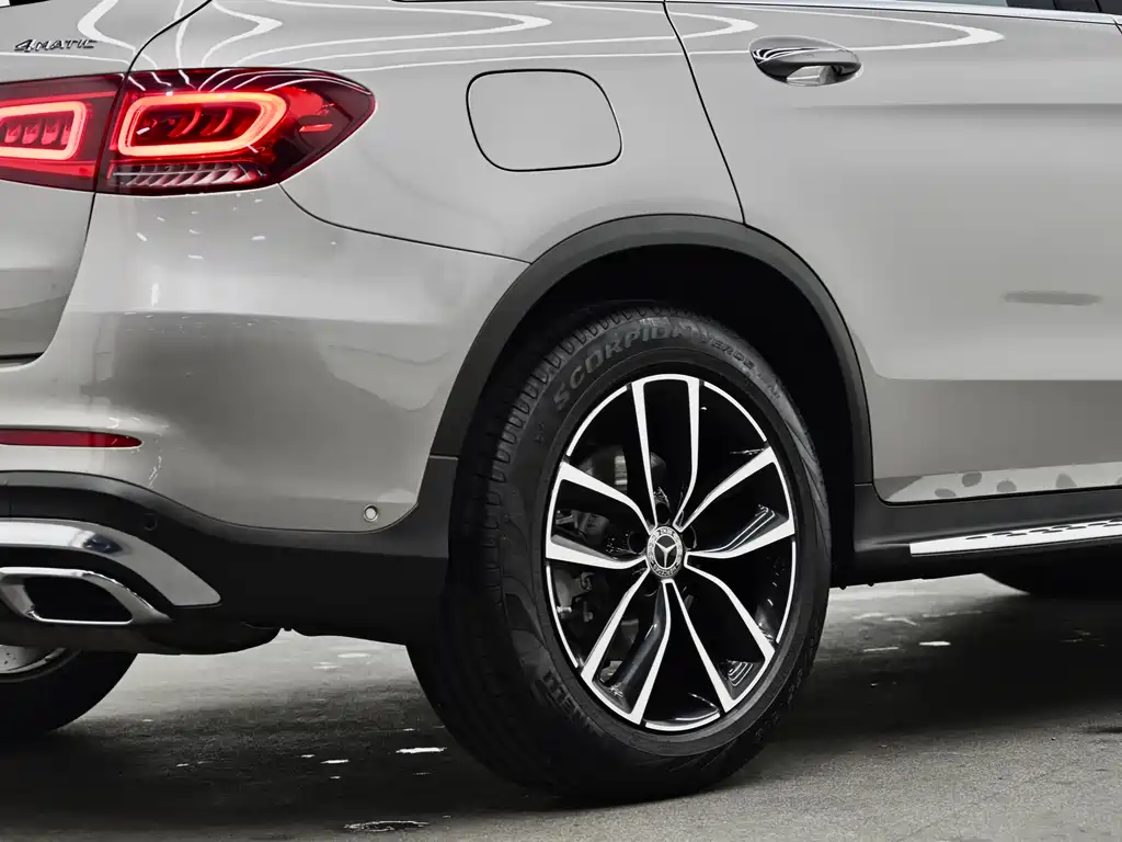 Mercedes-Benz GLC 2021 GLC 300 L 4MATIC dynamic type