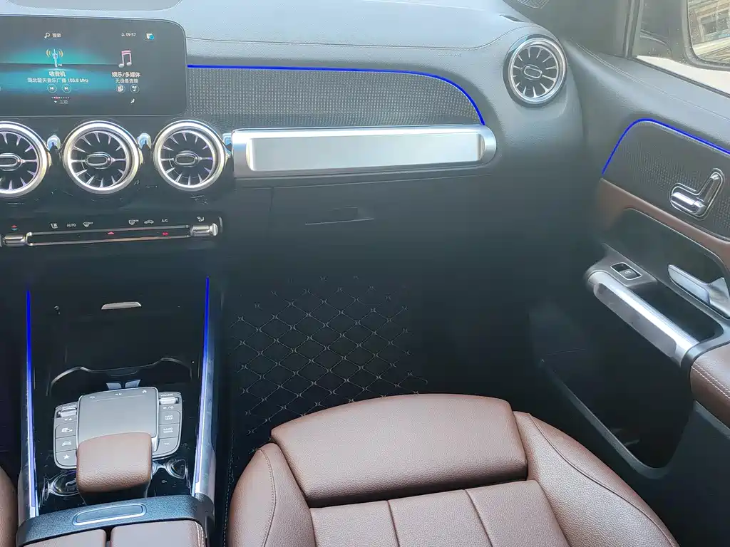 Mercedes-Benz GLB 2022 facelift GLB 200 fashion type