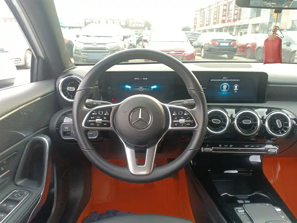 Фото машины 24