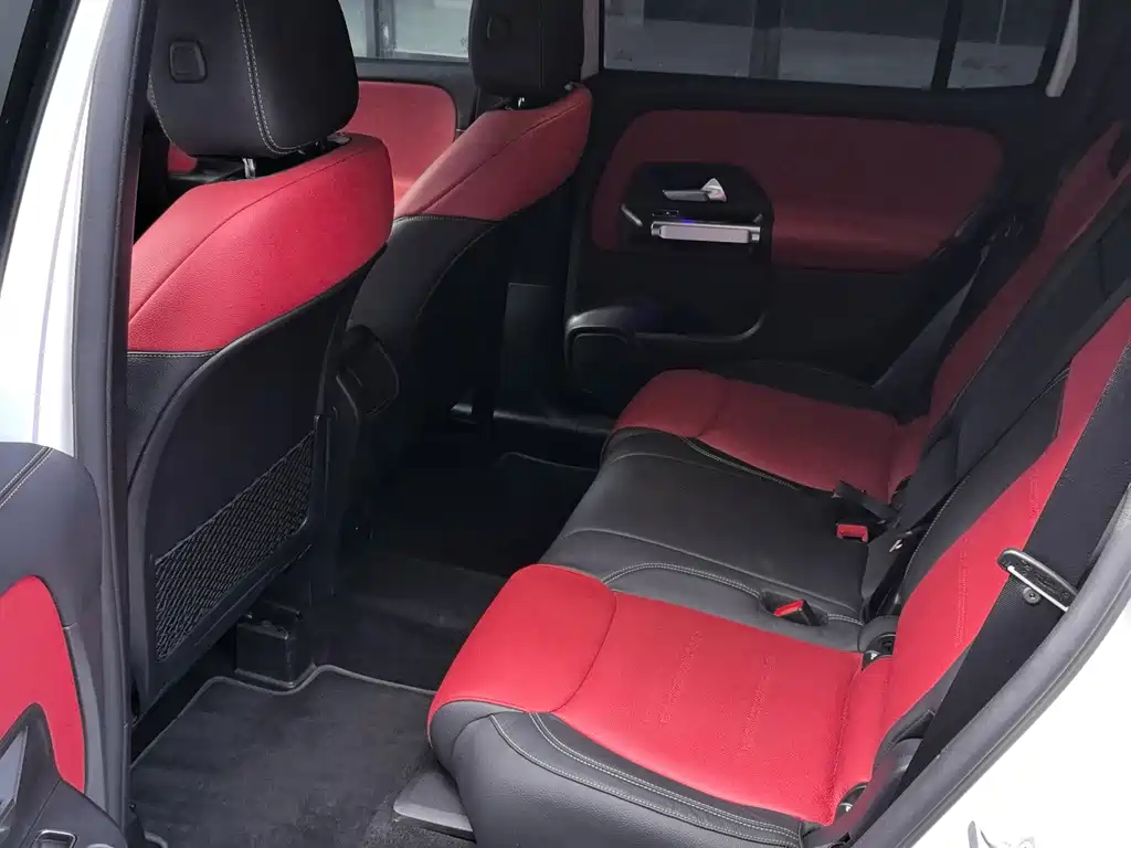 Mercedes-Benz GLB AMG 2022 AMG GLB 35 4MATIC