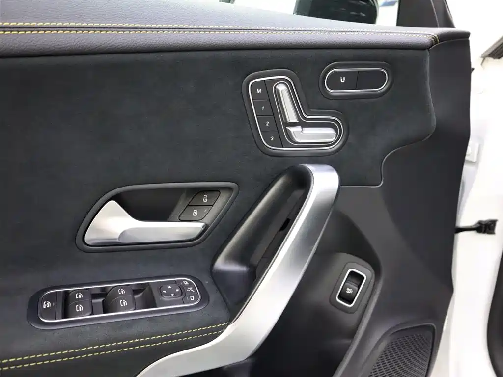 Фото машины 28