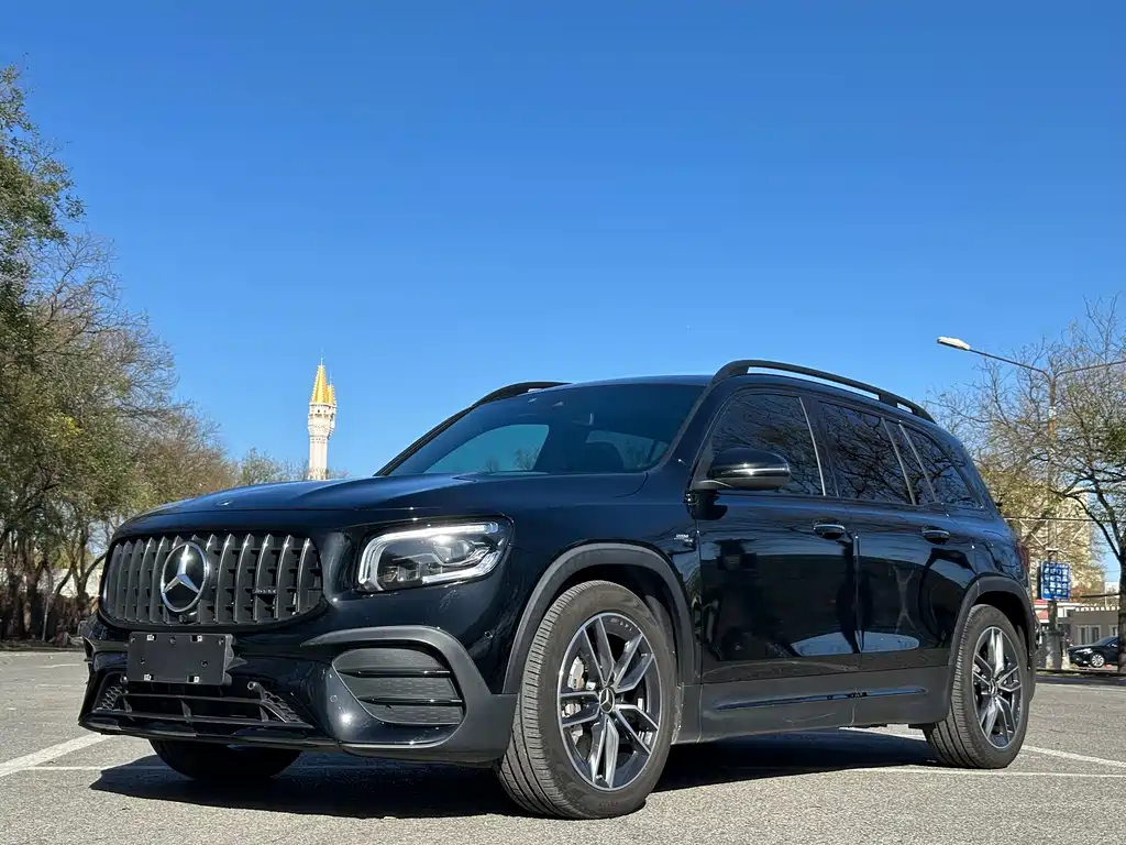 Mercedes-Benz GLB AMG 2022 AMG GLB 35 4MATIC