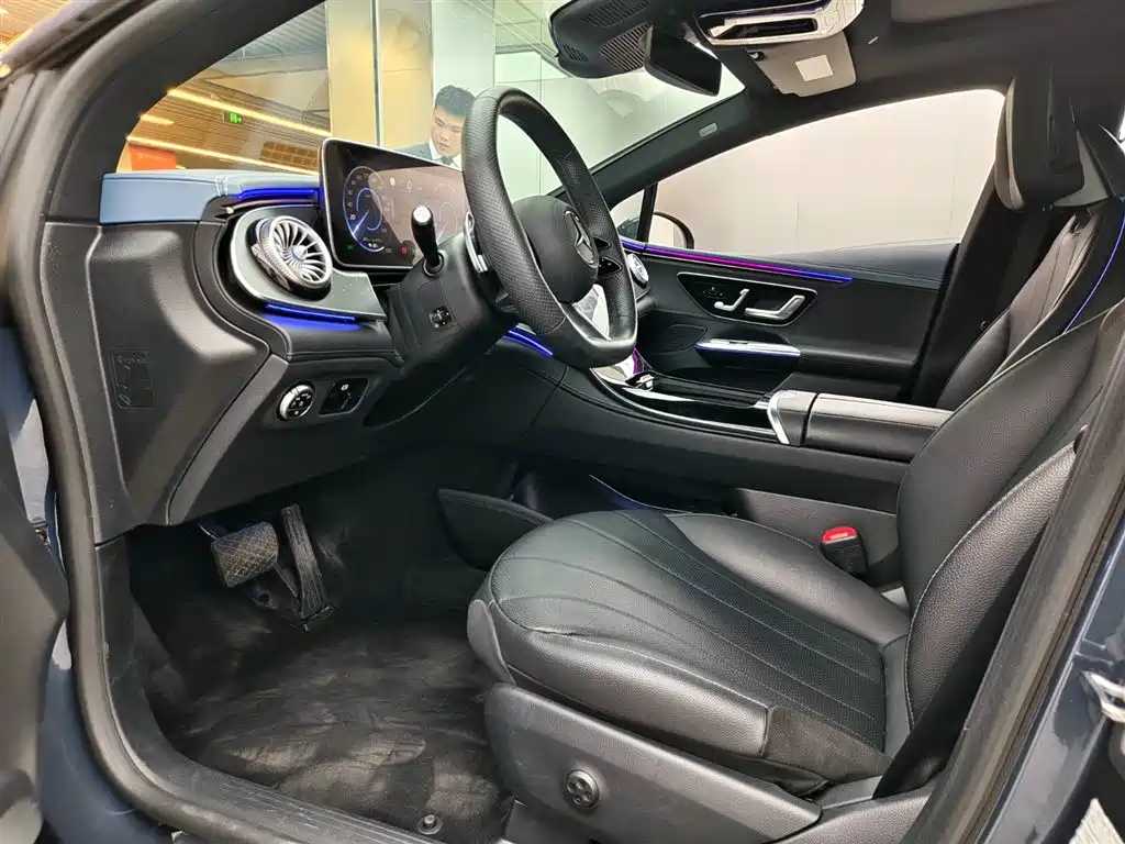 Mercedes-Benz EQE 2022 Model 350 First Special Edition