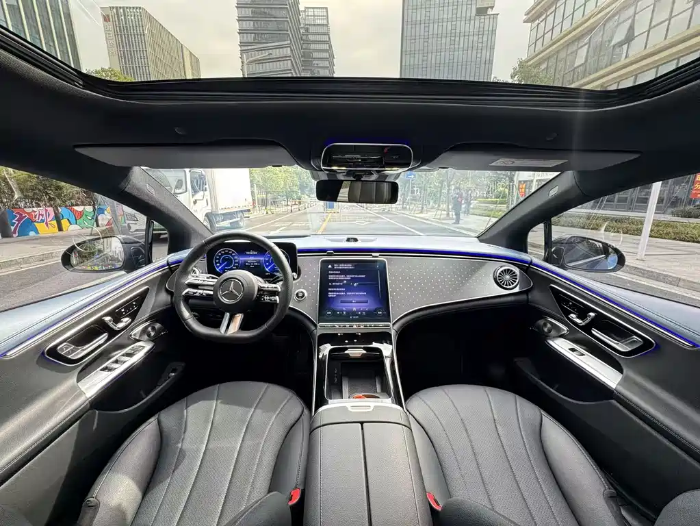 Mercedes-Benz EQE 2022 Model 350 First Special Edition