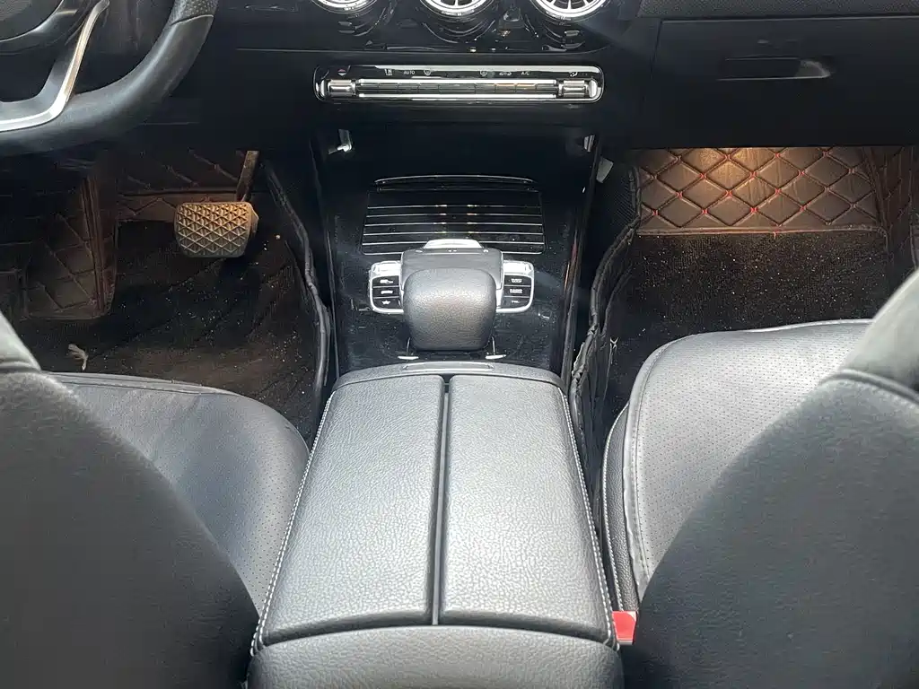 Mercedes-Benz A-class 2020 A 200 L sports sedan