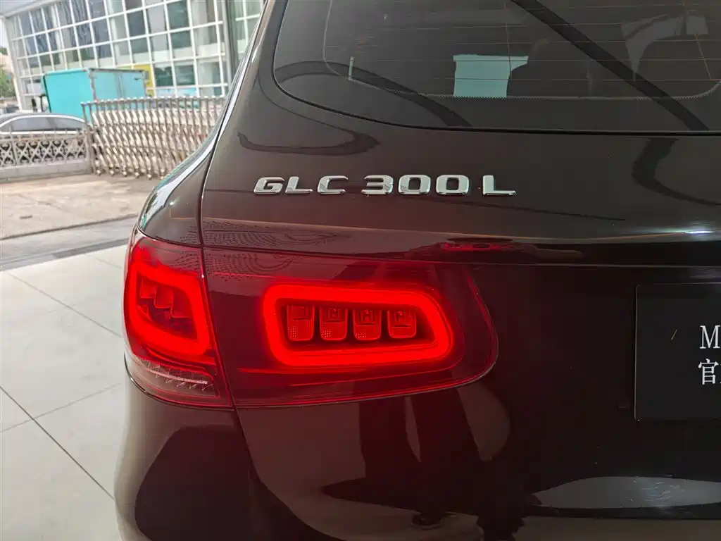 Mercedes-Benz GLC 2022 GLC 300 L 4MATIC Dynamic Collector's Edition