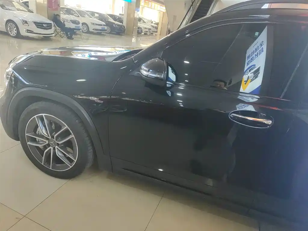 Mercedes-Benz GLB AMG 2022 AMG GLB 35 4MATIC