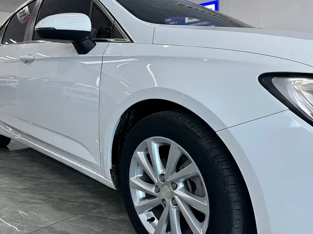 Weilang 2019 Sedan 15S automatic leading type