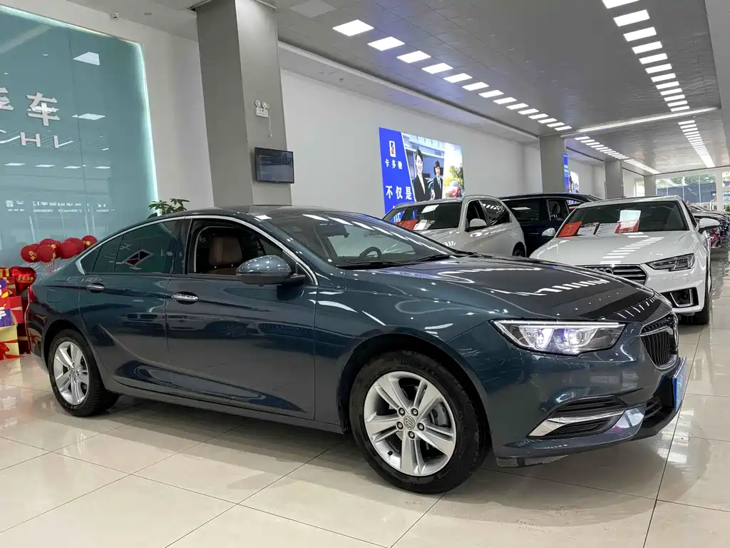 Regal 2020 model 552T Elite Type