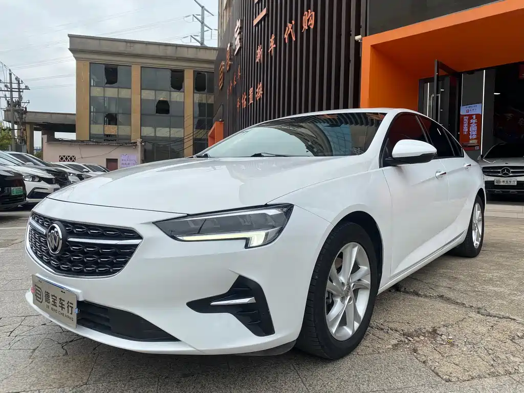 Regal 2020 model 552T Elite Type