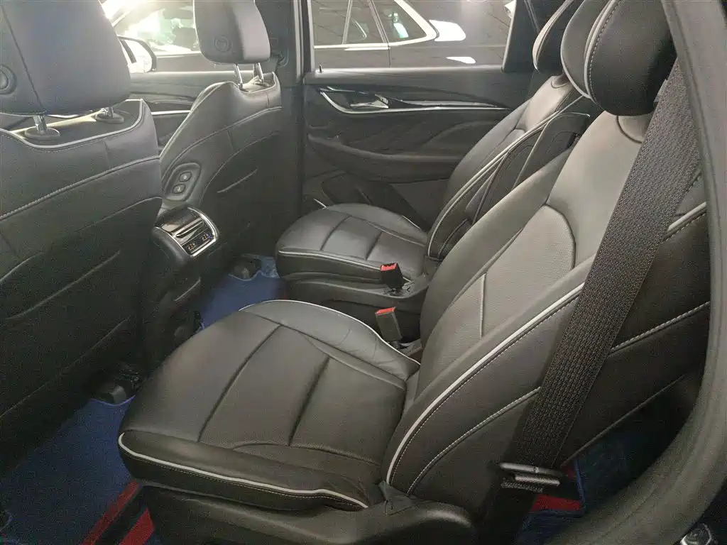 Фото машины 24