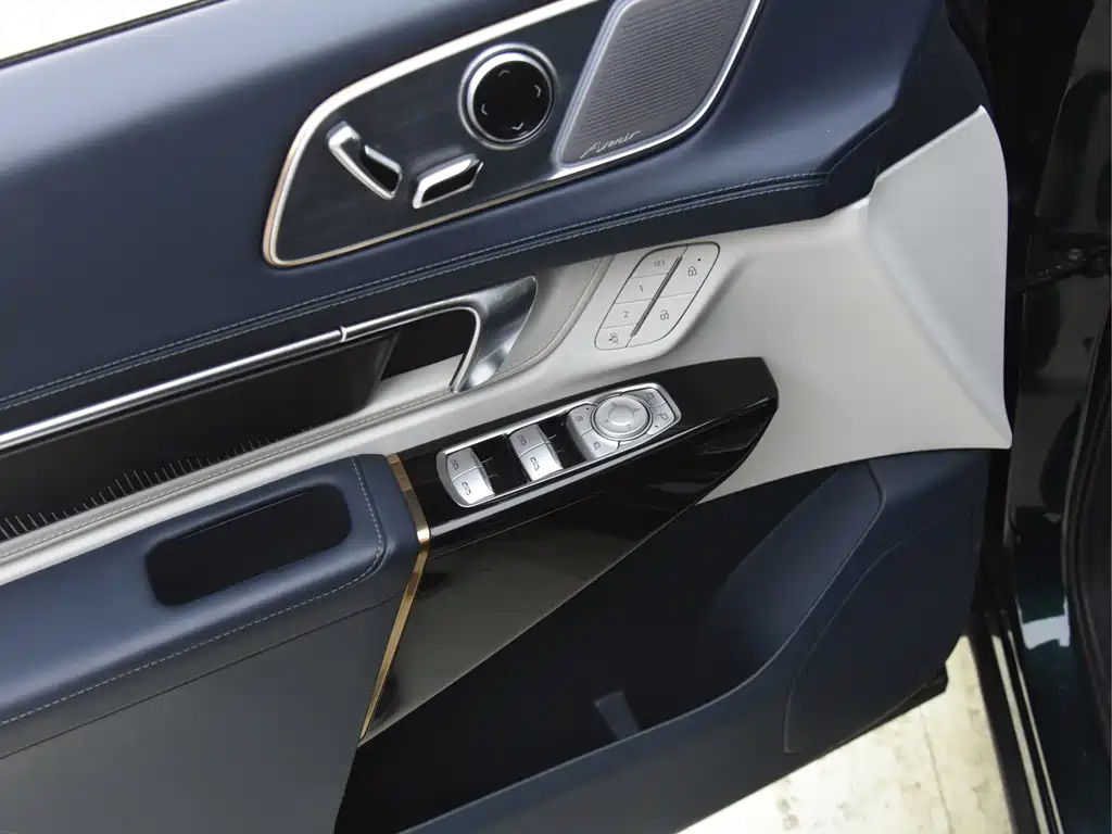 Фото машины 23