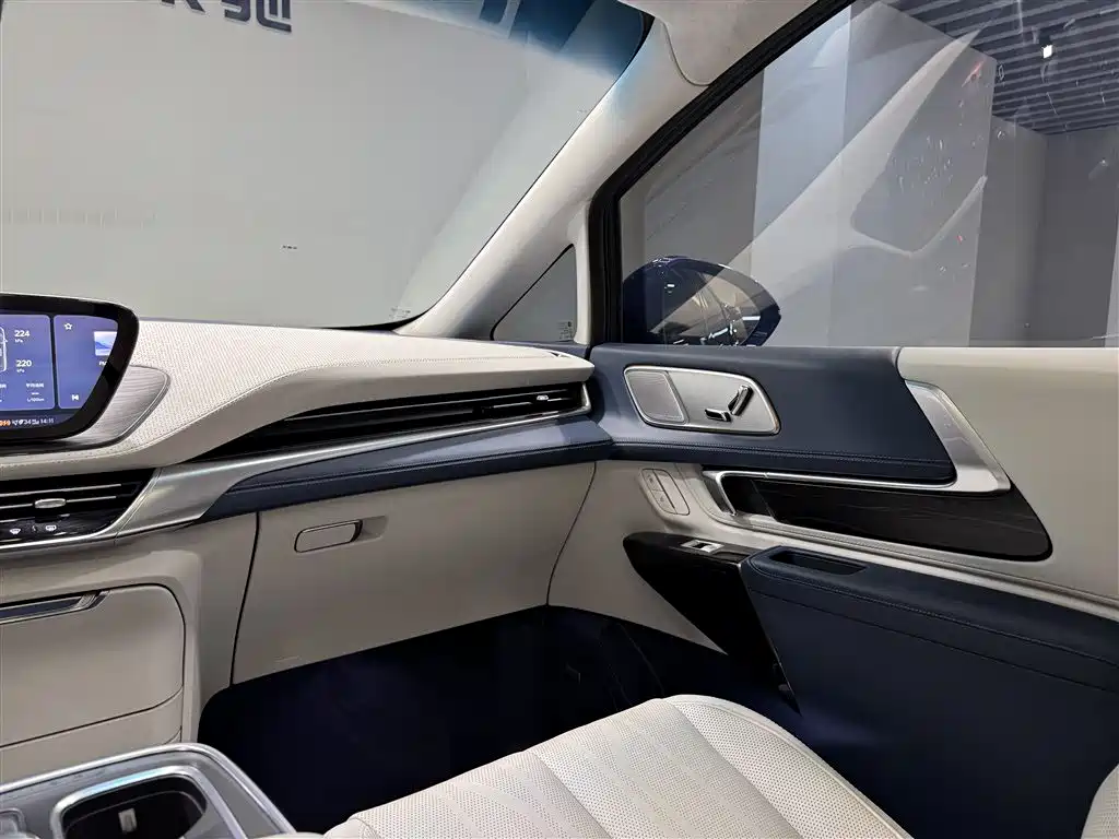 Фото машины 14