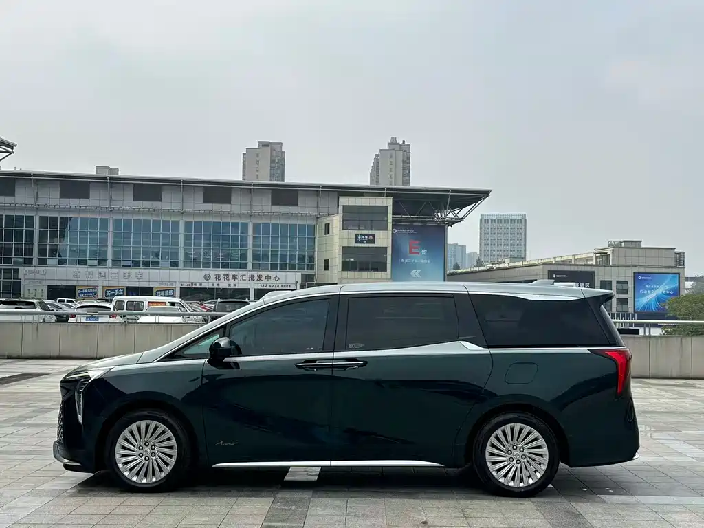 Century 2023 2.0T four-seater private edition