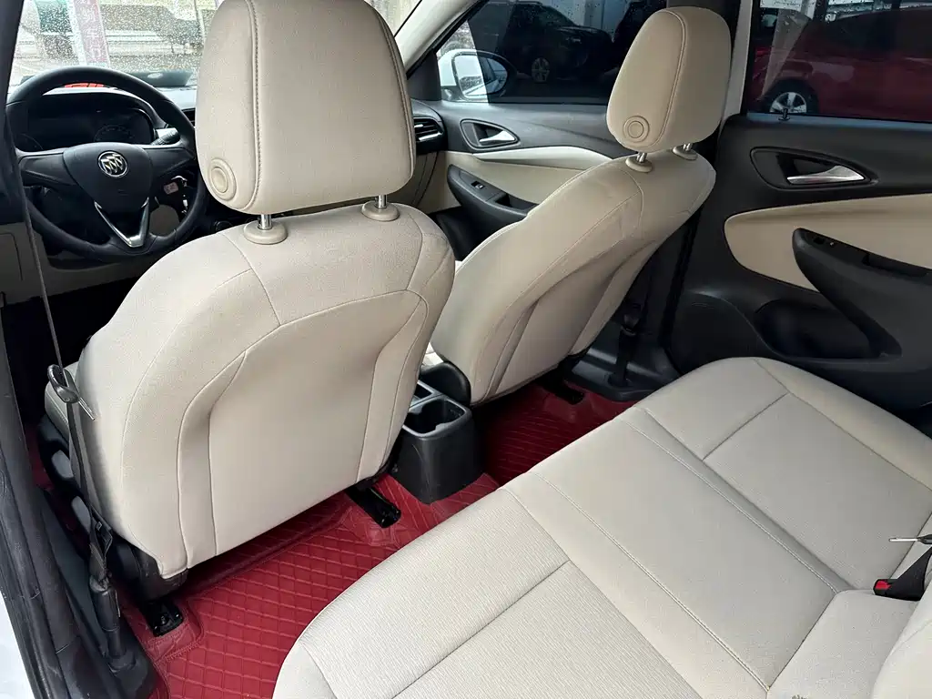 Фото машины 33