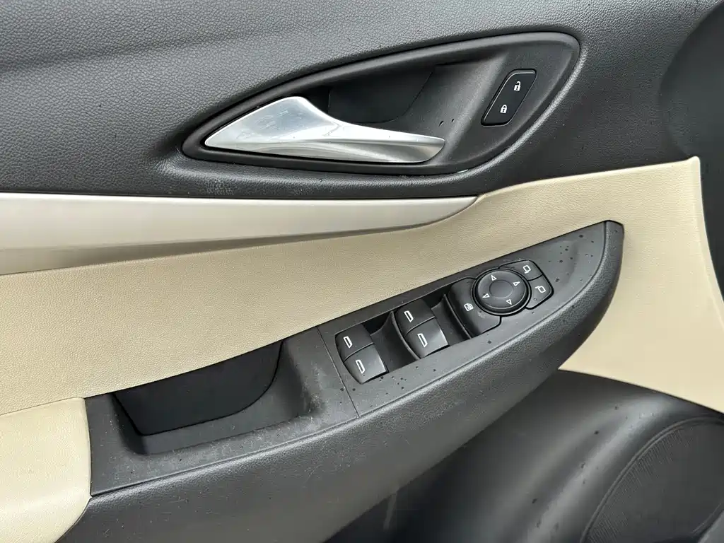 Фото машины 30