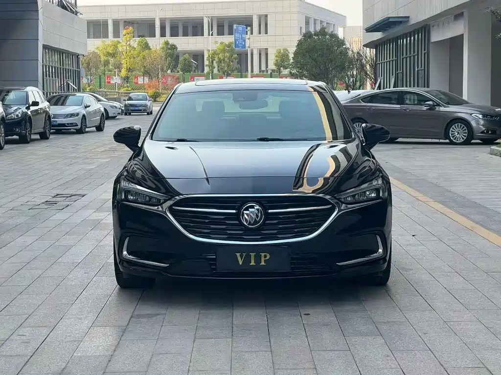 Lacrosse 2020 Model 652T Premium Type