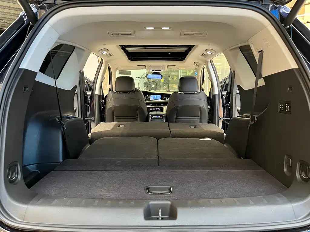 Фото машины 23