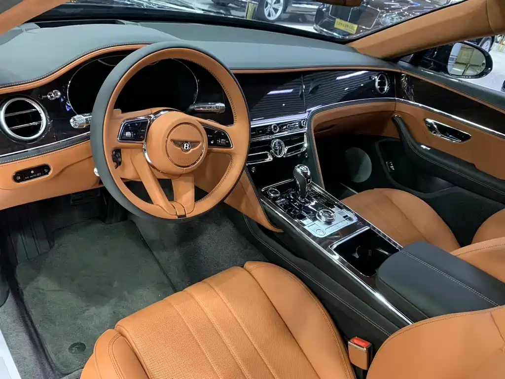 Flying Spur 2024 V8 Edition 8