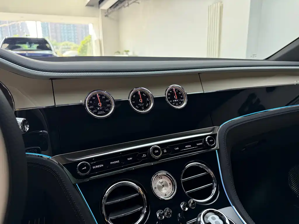 Фото машины 17