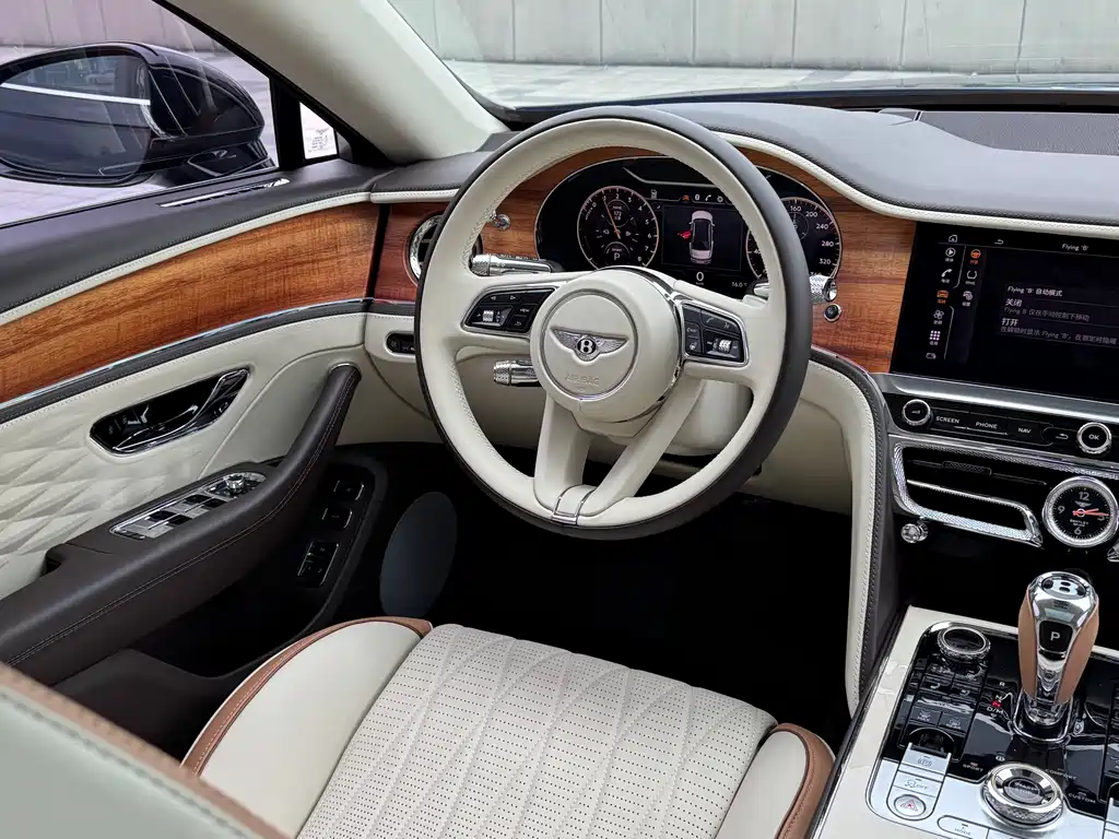 Фото машины 10