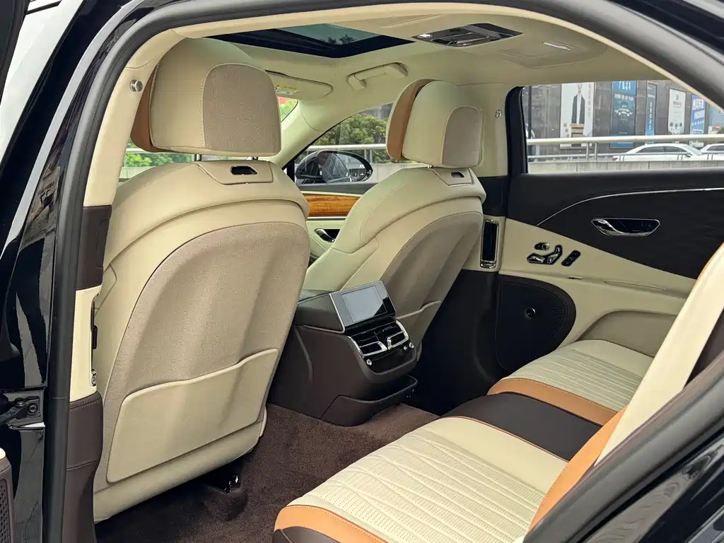 Фото машины 18