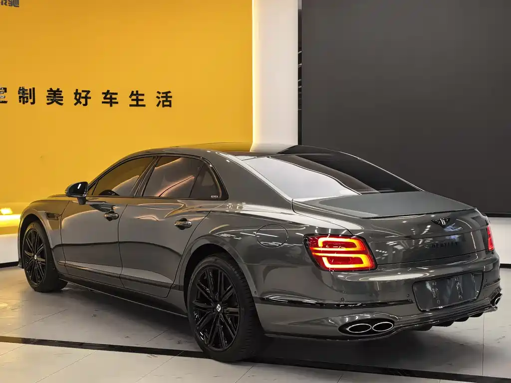 Фото машины 24