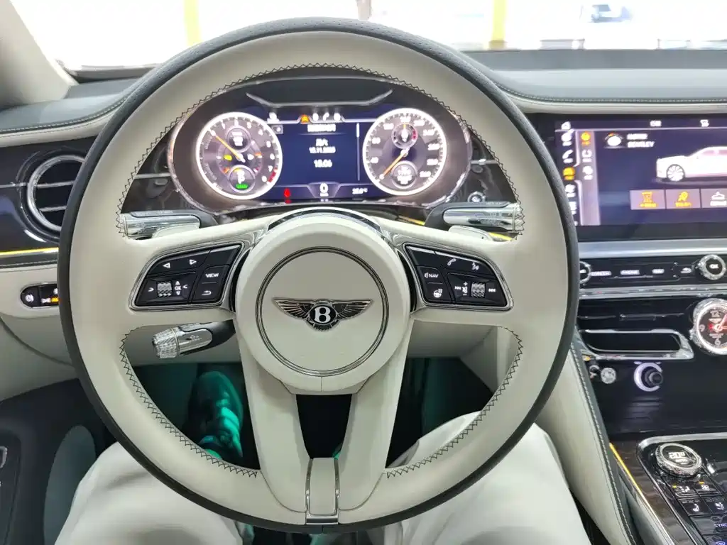 Фото машины 18